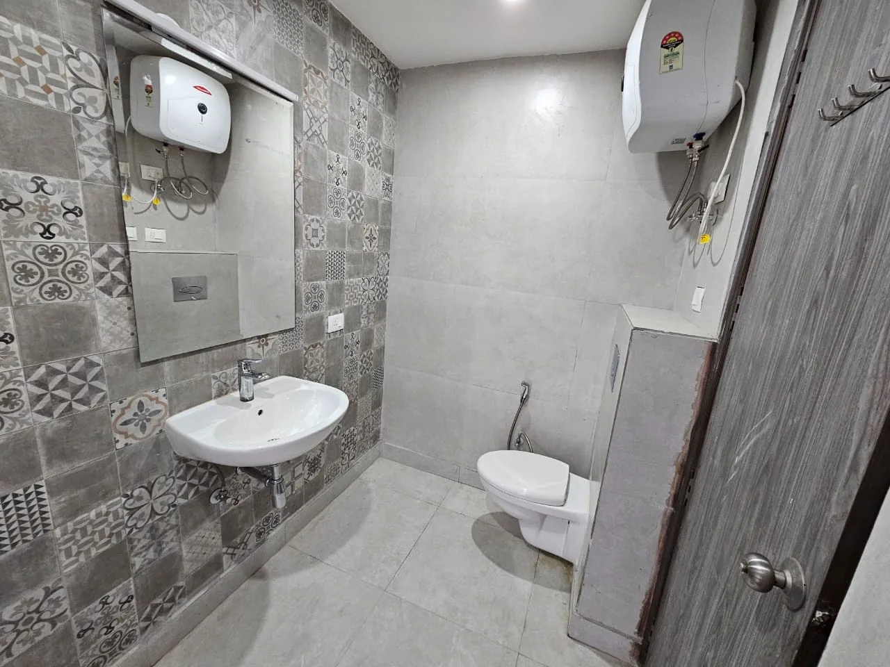 Room and facilities at Cloud Nine Rooms 259