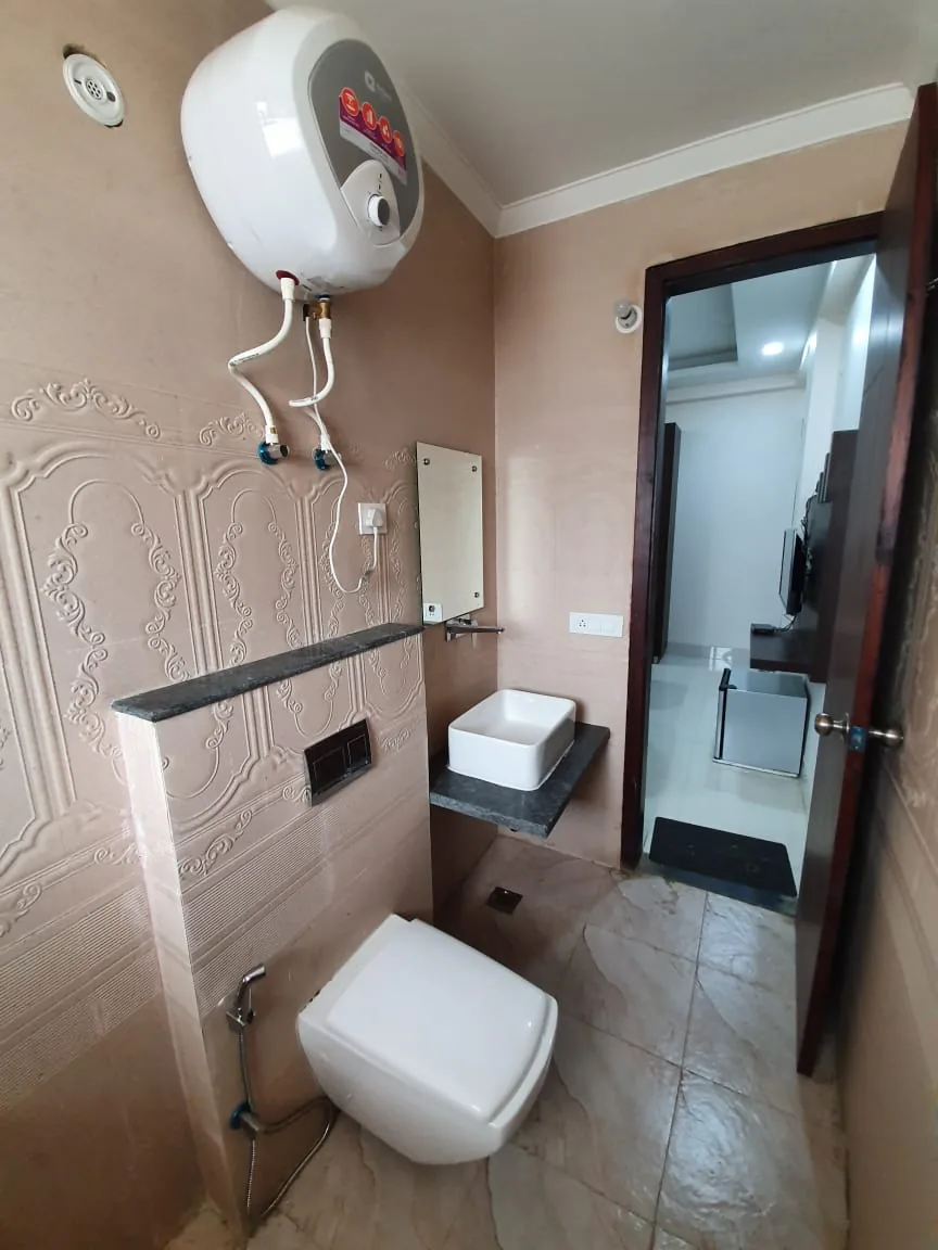 Room and facilities at Cloud Nine Rooms 803