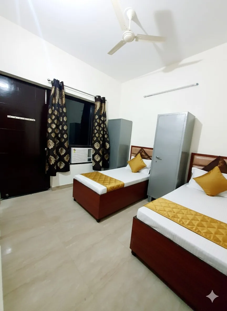 Room and facilities at Cloud Nine Rooms 1980(Boys)